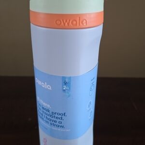 Owala Mint & Coral Insulated Water Bottle